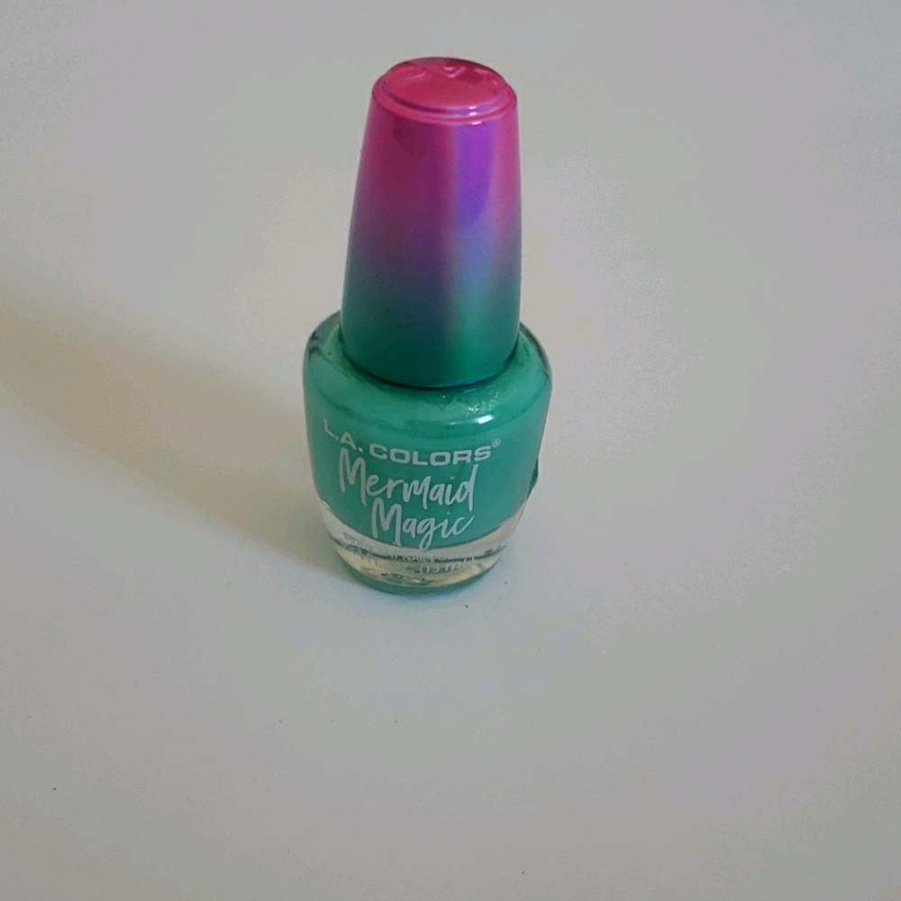 1 Nail 💅 polish